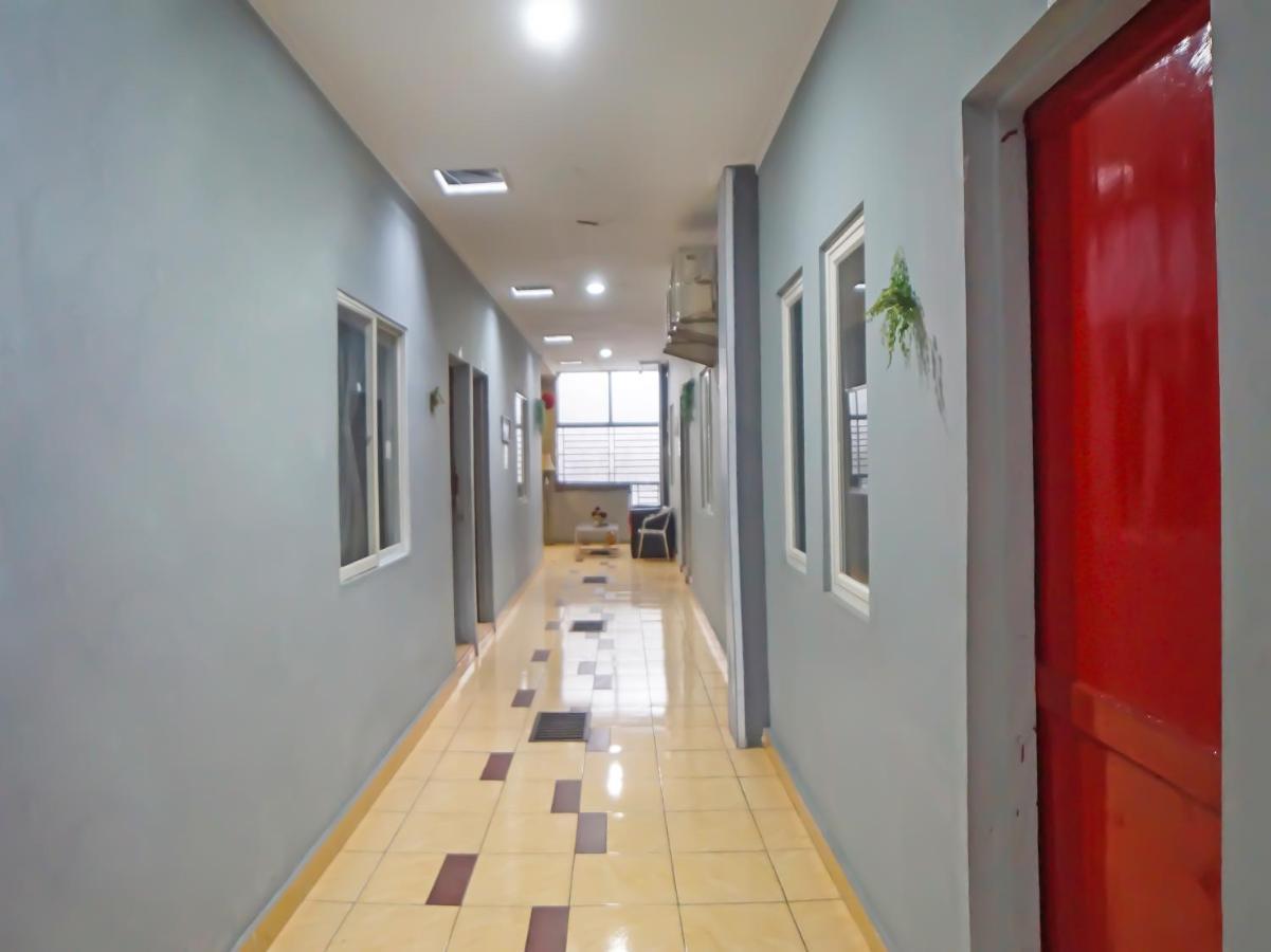 Oyo 990 Stadion Residence Syariah Medan Zewnętrze zdjęcie